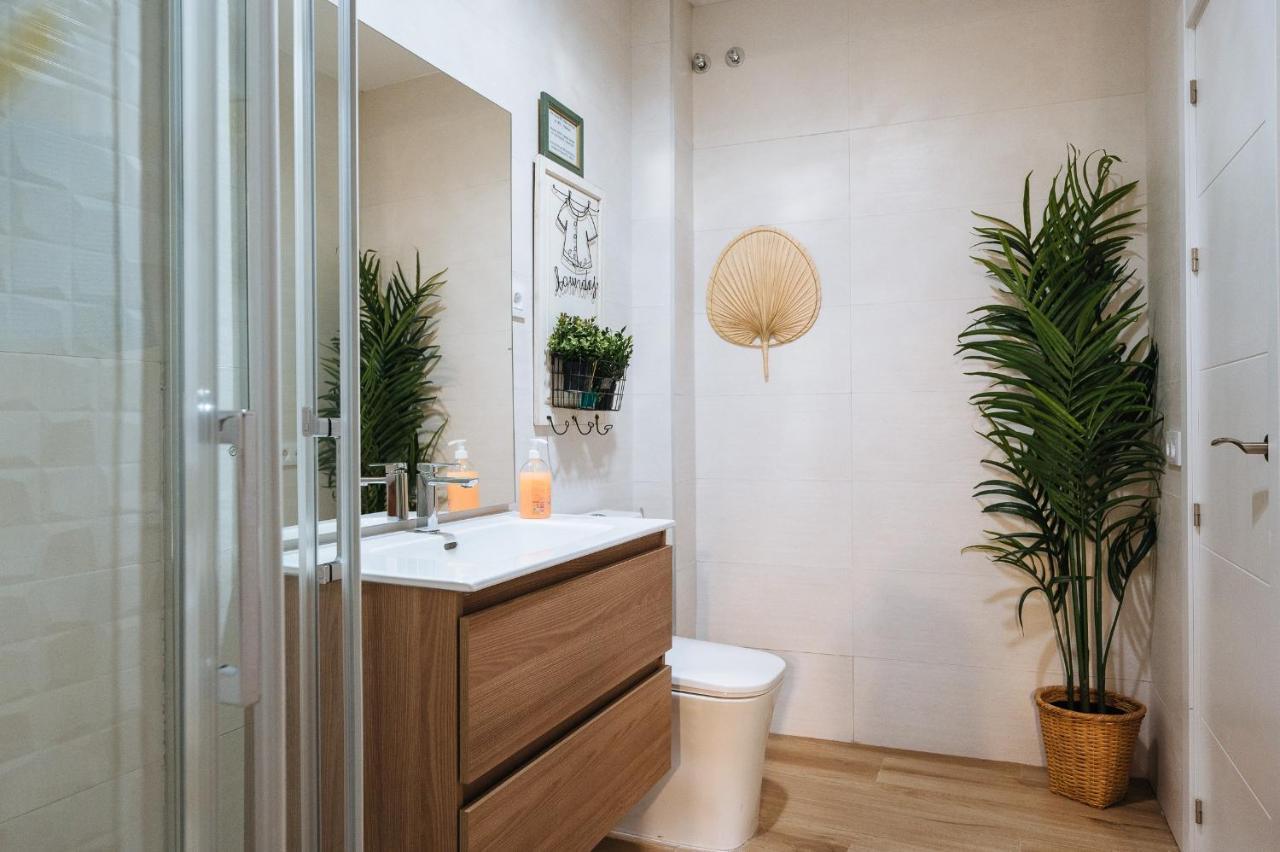 Divi Apartments Martinez Montanes Sevilla Buitenkant foto