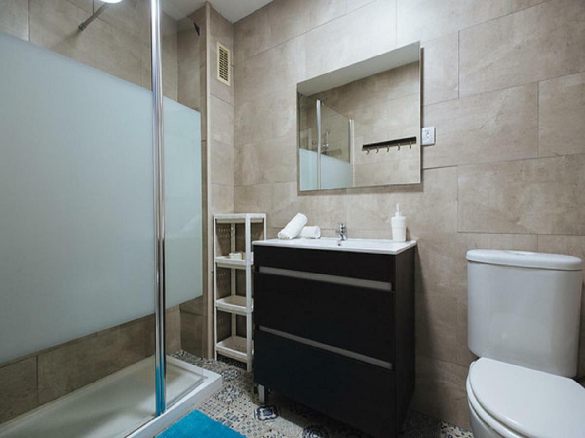 Divi Apartments Martinez Montanes Sevilla Kamer foto